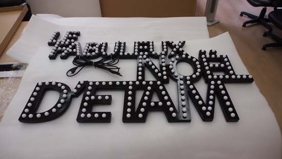 球泡發光字，沖孔燈泡發光字